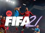 Oferta FIFA 21 PS4 juego más mando, el pack para maquillar la temporada
