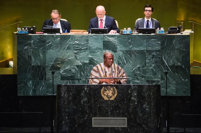 Ghana reactiva la legislación anti-LGBTQ