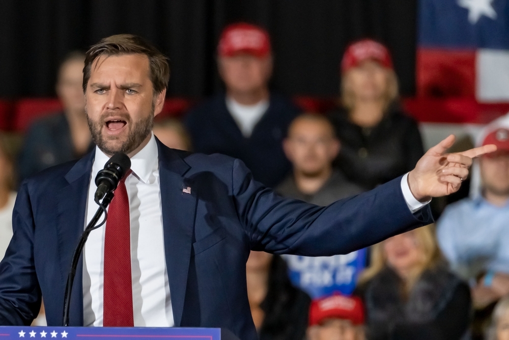 Vance insiste en que Trump "no permitirá" una guerra prolongada contra Irán