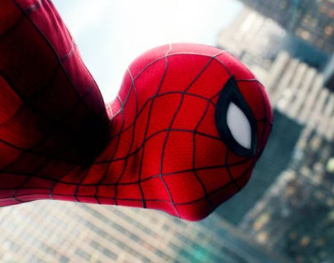Spider-Man entra en acción en este tráiler de 