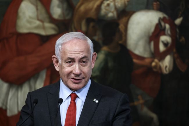 Netanyahu dice que Israel controlará todas las zonas de Gaza mientras se prepara la entrada de ayuda