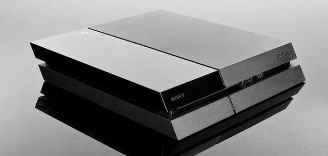Sony también rebaja el precio de PS4 en América