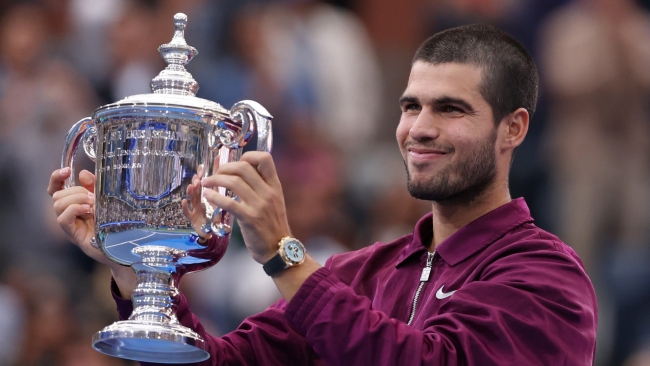 Carlos Alcaraz recupera el nº 1 mundial aplastando a Sinner en la final del US Open
