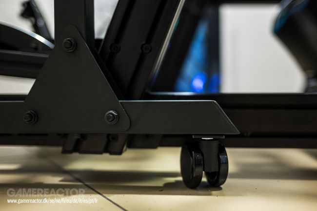 Guía: Montando una cabina simracing de tres pantallas sin estrellarse en el intento