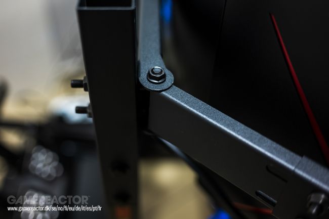 Guía: Montando una cabina simracing de tres pantallas sin estrellarse en el intento