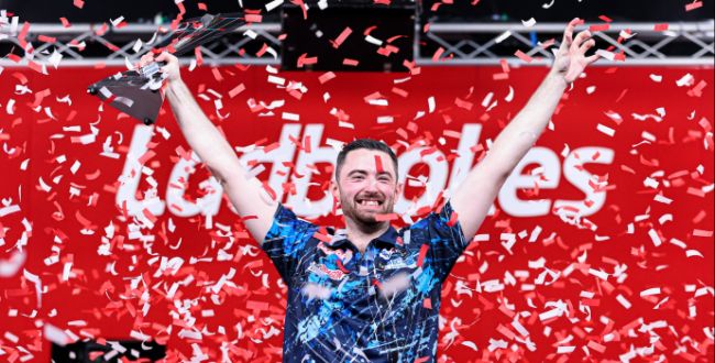 La joven superestrella de los dardos Luke Littler vuelve a caer ante Luke Humphries, nº1 del mundo