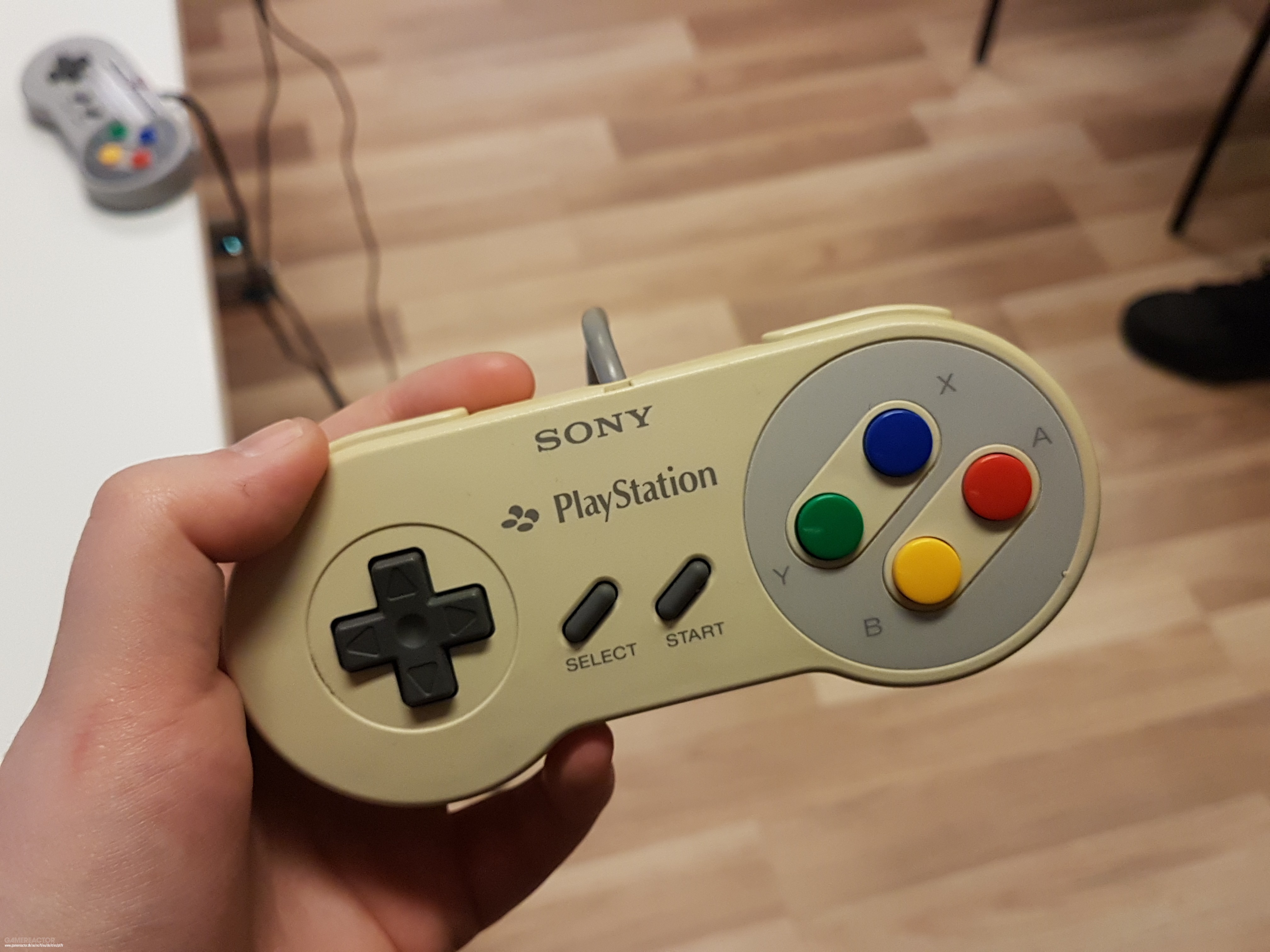 ¿Pagarías por un mando original que nunca salió a la venta?