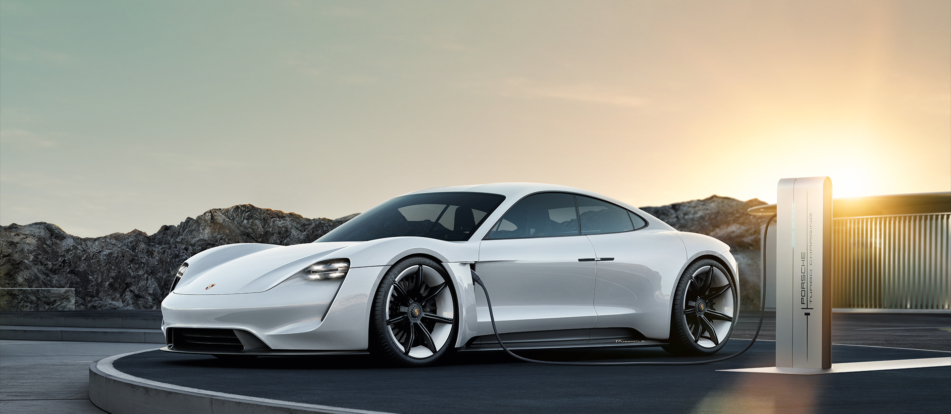 Porsche admite que el Taycan llegó antes de que el mercado estuviera preparado