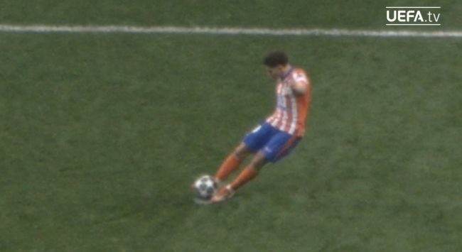 La UEFA publica un comunicado y un nuevo ángulo del penalti anulado del Atlético de Madrid