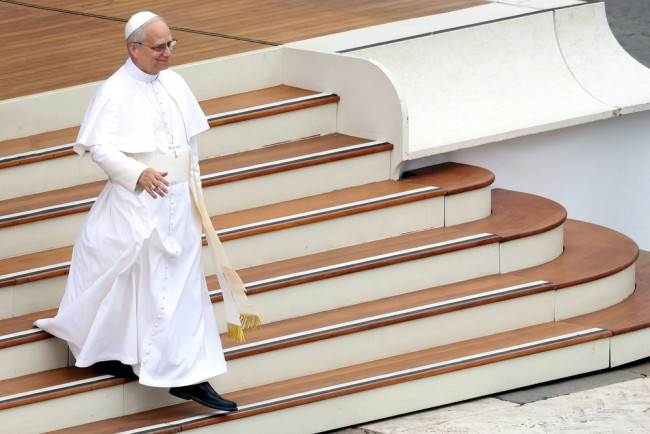 El Papa León advierte de la "tiranía mayoritaria" en las democracias tras el enfrentamiento con Trump