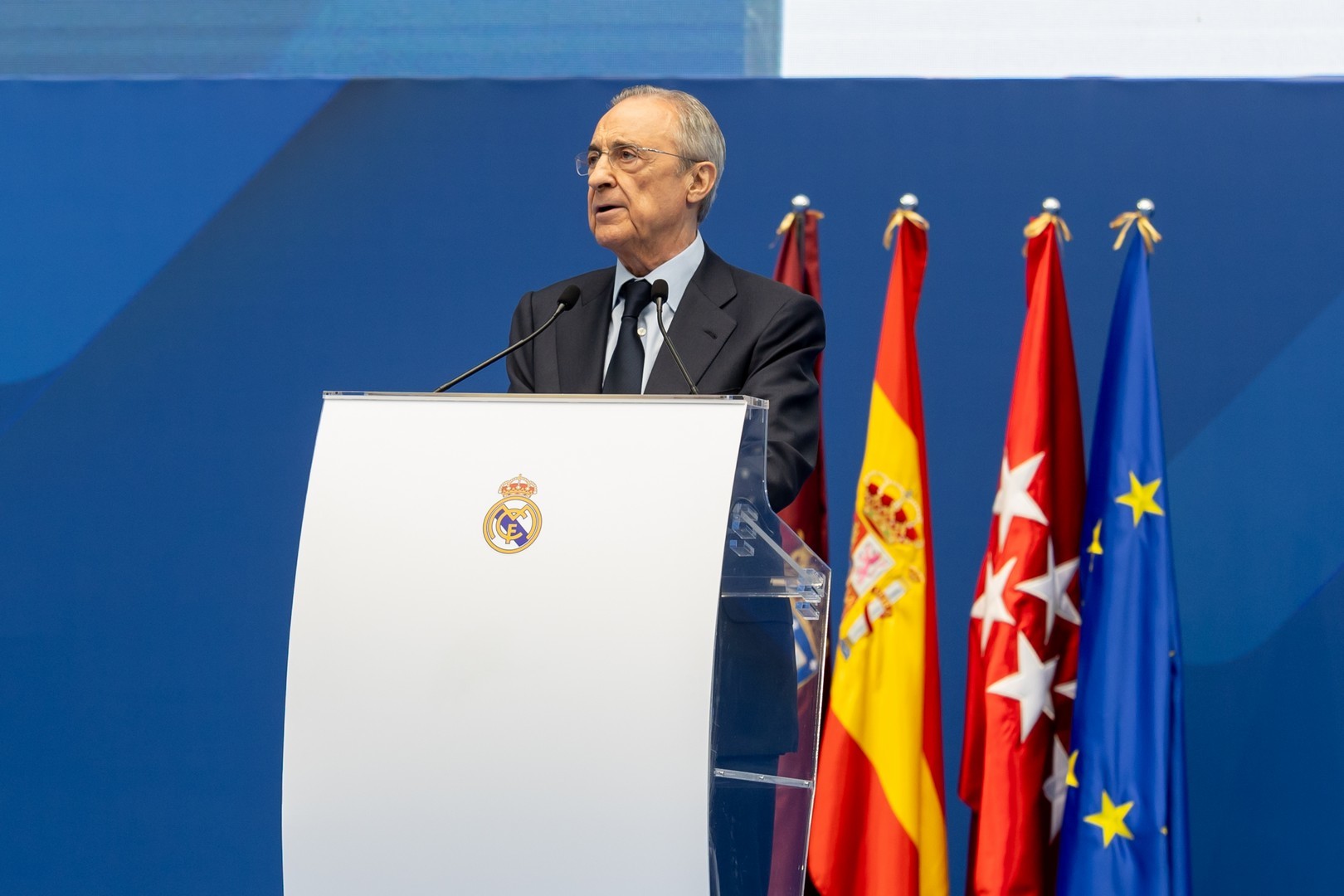 Florentino Pérez no dimite, carga contra la prensa y convoca elecciones