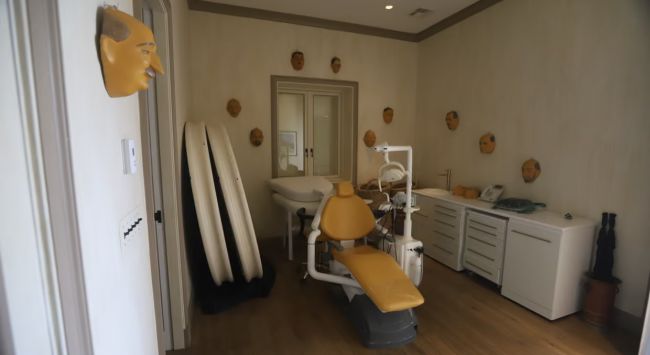 Se hacen públicas imágenes inéditas de la isla de Epstein: Aquí está la lista