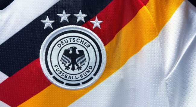Paraguay da la sorpresa ante Alemania en la tanda de penaltis; Alemania vuelve a quedarse fuera de los octavos de final del Mundial