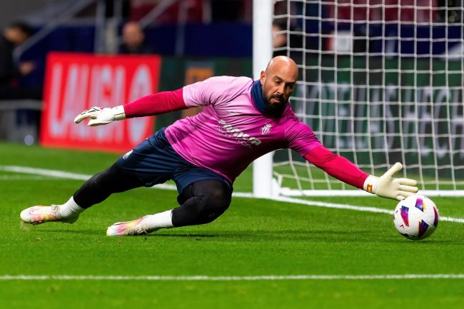 Pepe Reina anuncia su retiro del futbol profesional