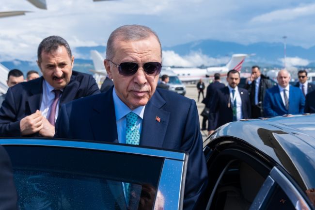 Rusia impone duras condiciones en las breves conversaciones de paz de Estambul