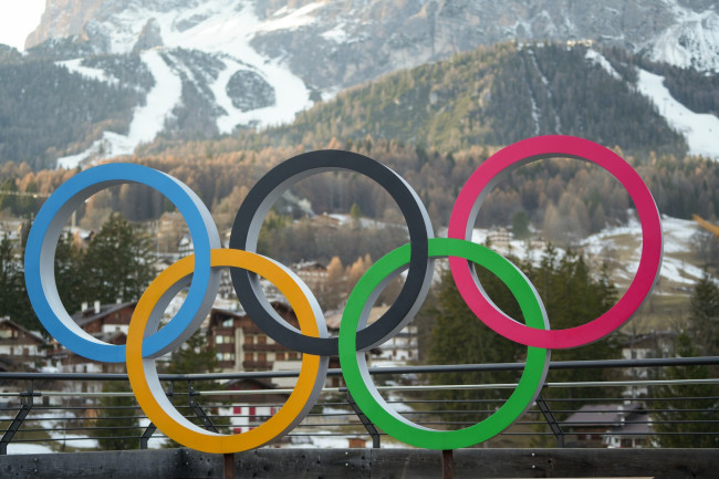 Juegos Olímpicos de Invierno de 2030 en los Alpes franceses: Dimite el director general del comité organizador