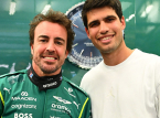 Carlos Alcaraz visita a Fernando Alonso y Carlos Sainz en los test de F1 de Bahrein