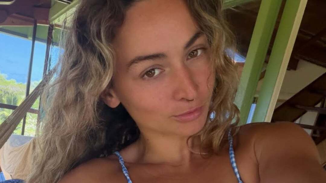 Una TikToker ha sido detenida por conspiración y tentativa de asesinato contra su expareja, el cantante Jack Avery