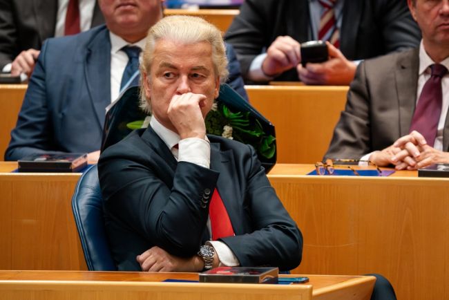 El partido ultraderechista holandés sale del gobierno, provocando incertidumbre política