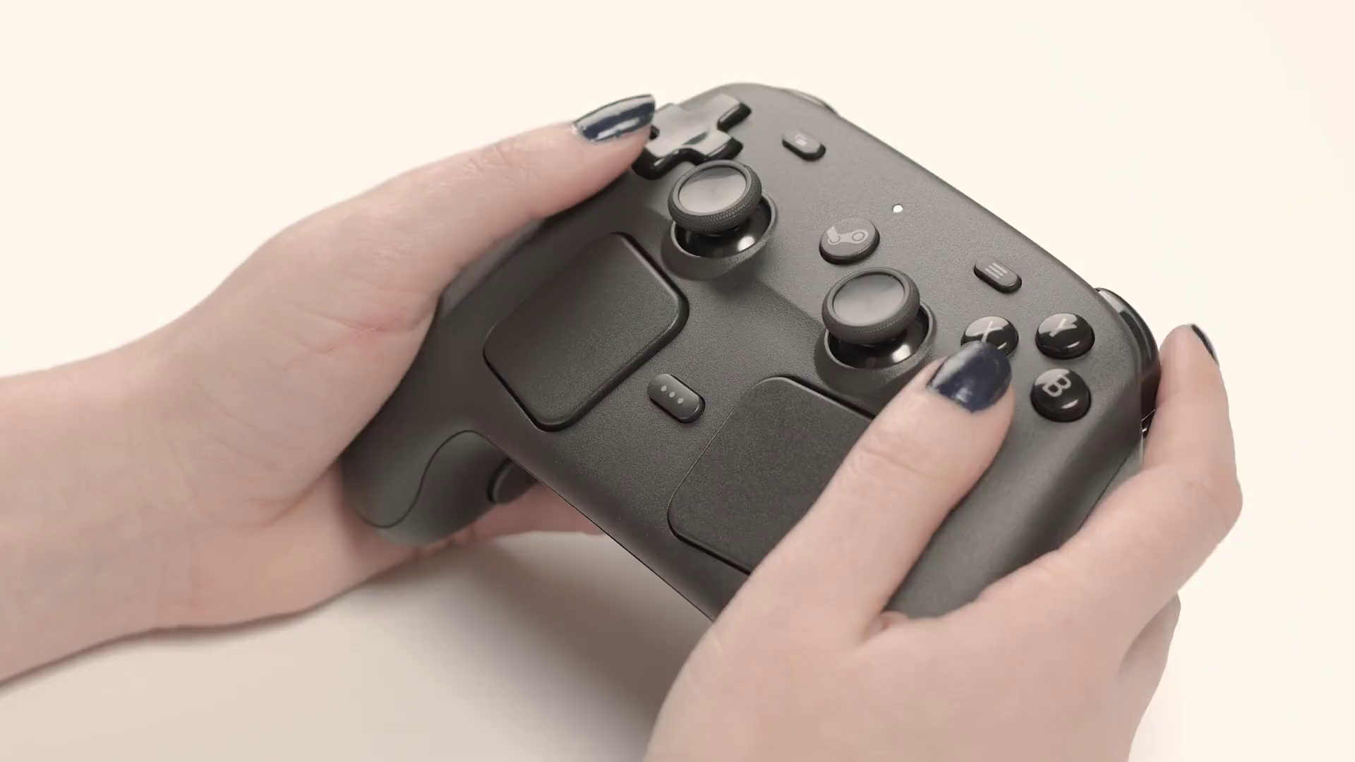 A partir del próximo lunes 4 de mayo podrás comprar el nuevo Steam Controller desde la plataforma de Valve