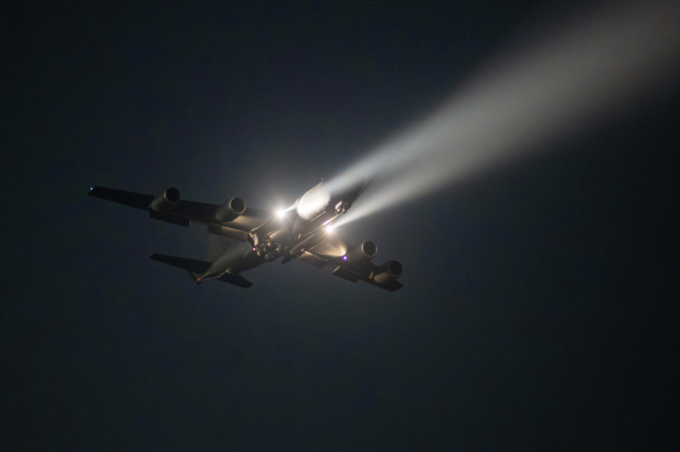 EEUU lleva a cabo labores de rescate tras estrellarse un avión militar en Irak con seis militares a bordo