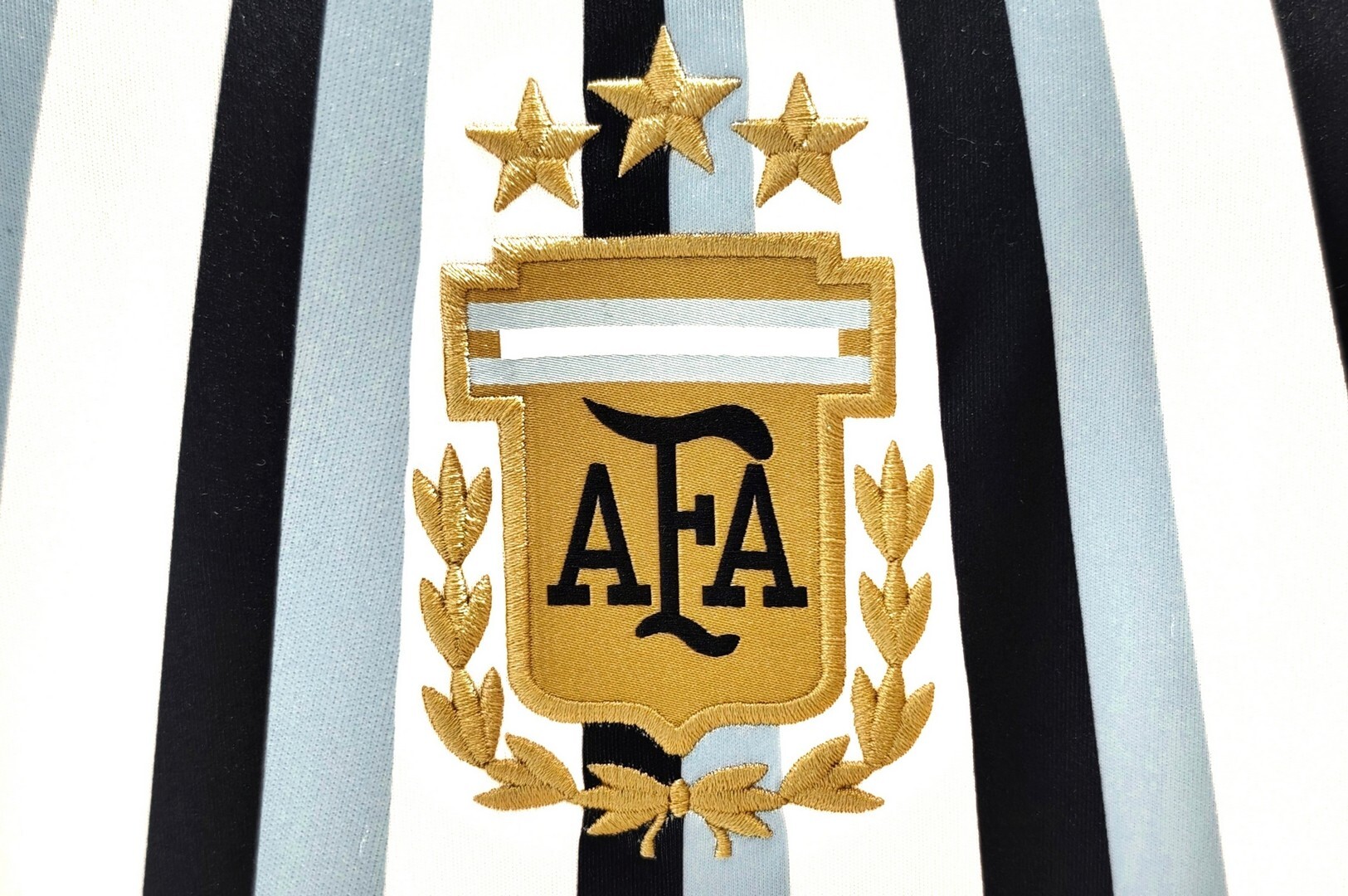 La Asociación Argentina de Fútbol se arriesga a una multa por una pancarta sobre las Malvinas