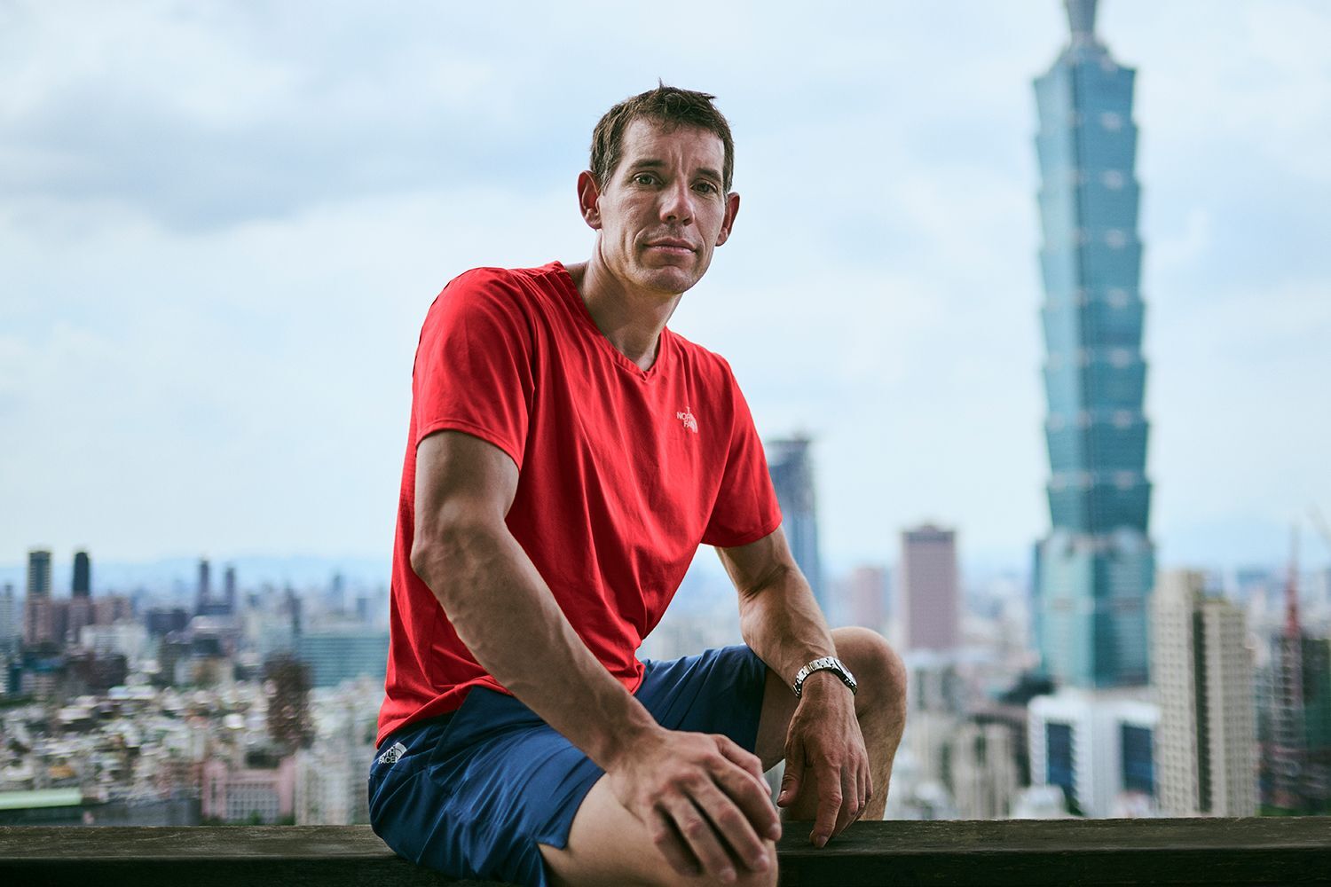 Alex Honnold analiza su solo libre en Taipei 101 Jimmy Kimmel Live!