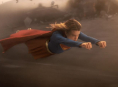 Supergirl supera los 100 millones de dólares en taquilla, pero sufre una caída de espectadores del 74 %