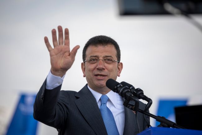 La cuenta X del alcalde de Estambul, Imamoglu, bloqueada en medio de la detención en curso