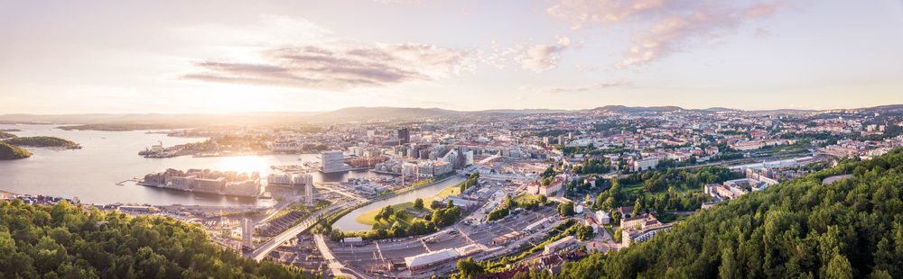 Turistas singapurenses se enfrentan a la deportación en Noruega por un incidente con un dron