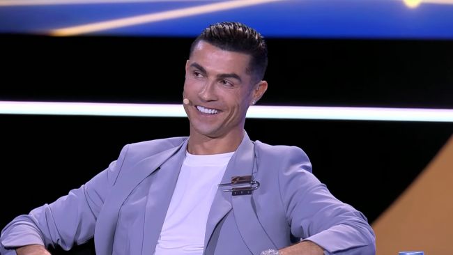 Cristiano Ronaldo se convierte en el primer milmillonario del fútbol, según Bloomberg