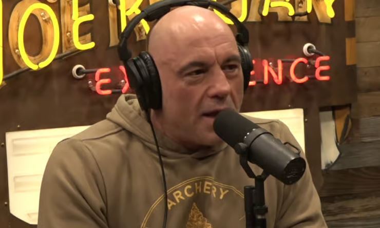 Joe Rogan afirma que los presidentes de EE. UU. presionaron a Spotify para que cancelara su podcast