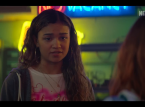 Madison Bailey intenta salvar la vida de su hermana muerta hace mucho tiempo en Time Cut de Netflix