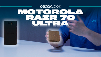 Motorola Razr 70 Ultra (Quick Look) - Flip Phone insignia